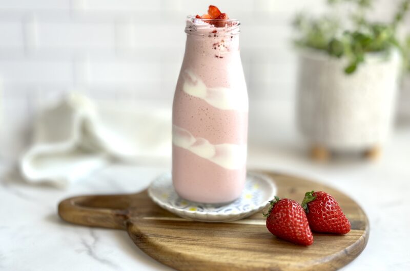 Creamy High Protein Strawberry Smoothie Without Protein Powder